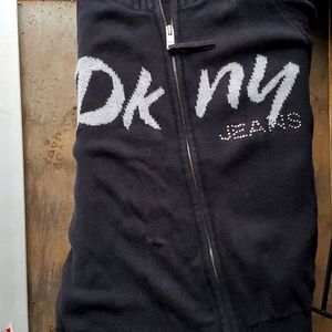 Women used DKNY Sweater